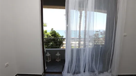 Rooms in Piraeus - photo 8