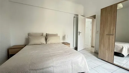 Apartments in Nanterre - photo 5