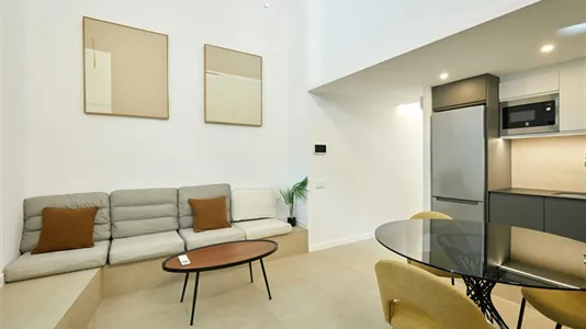 Apartments in Barcelona Sants-Montjuïc - photo 2