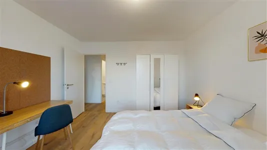 Rooms in Saint-Denis - photo 6