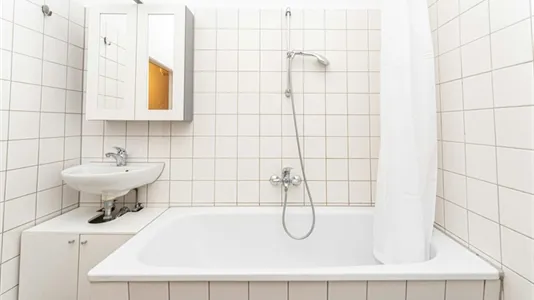 Rooms in Berlin Friedrichshain-Kreuzberg - photo 10