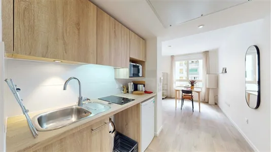 Rooms in Nanterre - photo 1