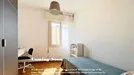 Room for rent, Padua, Veneto, &lt;span class=&quot;blurred street&quot; onclick=&quot;ProcessAdRequest(14233344)&quot;&gt;&lt;span class=&quot;hint&quot;&gt;See streetname&lt;/span&gt;[xxxxxxxxxxxxx]&lt;/span&gt;