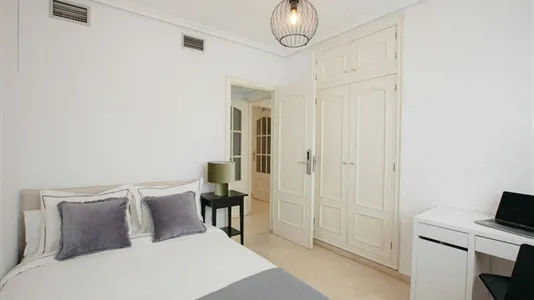 Rooms in Valencia Extramurs - photo 2