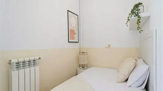 Rooms in Madrid Chamberí - photo 8