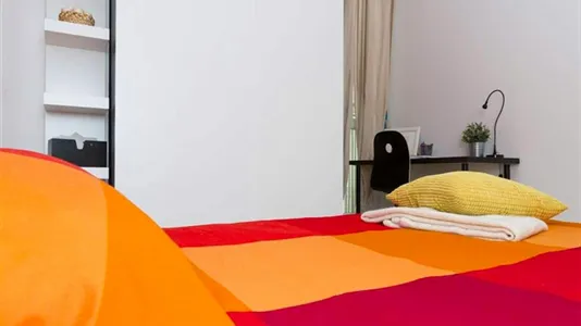Rooms in Milano Zona 8 - Fiera, Gallaratese, Quarto Oggiaro - photo 4