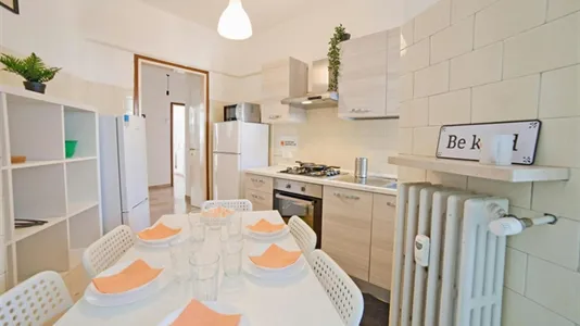 Rooms in Lecco - photo 7