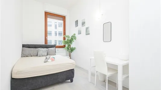 Rooms in Milano Zona 1 - Centro storico - photo 1