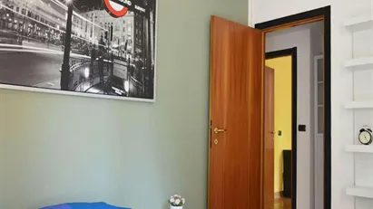 Room for rent in Milano Zona 5 - Vigentino, Chiaravalle, Gratosoglio, Milan