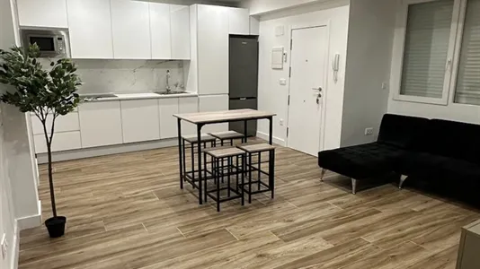 Rooms in Córdoba - photo 4