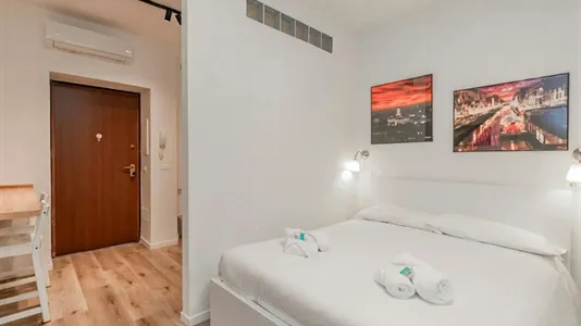 Apartments in Milano Zona 5 - Vigentino, Chiaravalle, Gratosoglio - photo 4