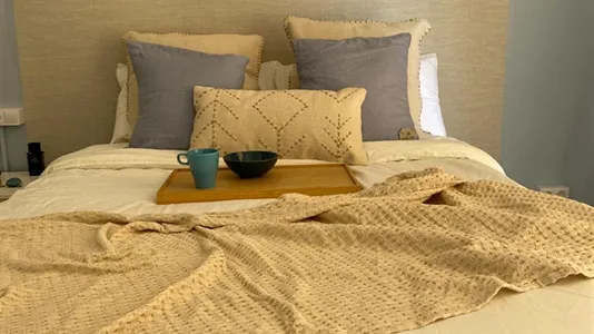 Rooms in Barcelona Ciutat Vella - photo 5