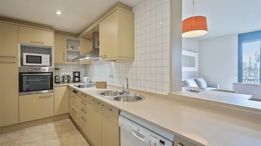 Apartments in Barcelona Ciutat Vella - photo 9