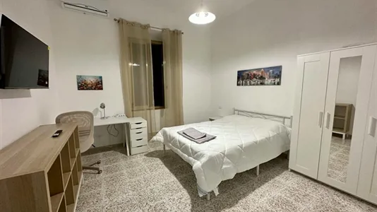 Rooms in Roma Municipio I – Centro Storico - photo 1