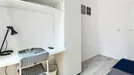 Room for rent, Warsaw, &lt;span class=&quot;blurred street&quot; onclick=&quot;ProcessAdRequest(13089212)&quot;&gt;&lt;span class=&quot;hint&quot;&gt;See streetname&lt;/span&gt;[xxxxxxxxxxxxx]&lt;/span&gt;