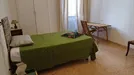 Room for rent, Perugia, Umbria, Via Cartolari