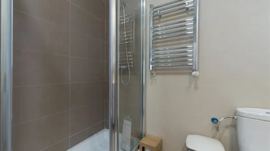 Rooms in Madrid Chamberí - photo 9