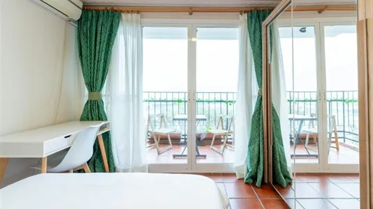 Rooms in San Juan de Aznalfarache - photo 3