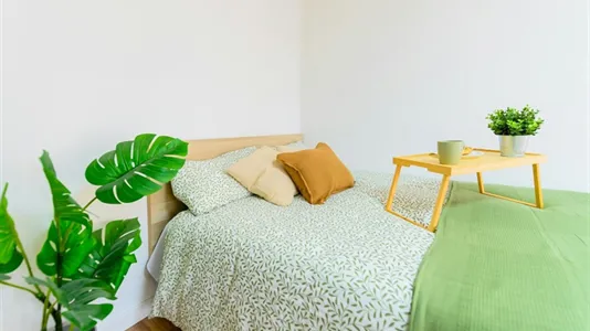 Rooms in Adaro - photo 3