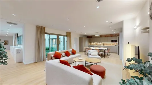 Rooms in Madrid Tetuán - photo 9