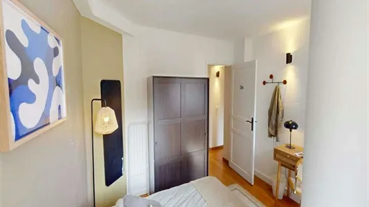 Rooms in Paris 15ème arrondissement - photo 4