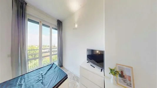 Rooms in Milano Zona 4 - Vittoria, Forlanini - photo 1