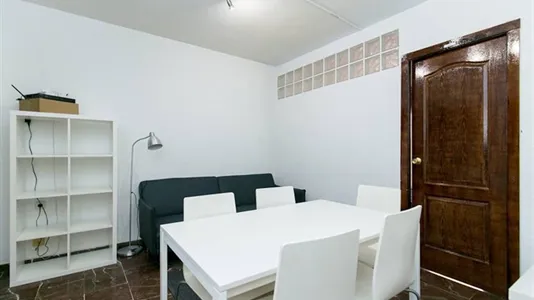 Rooms in Granada - photo 5