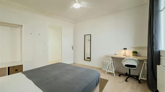 Rooms in Barcelona Ciutat Vella - photo 2