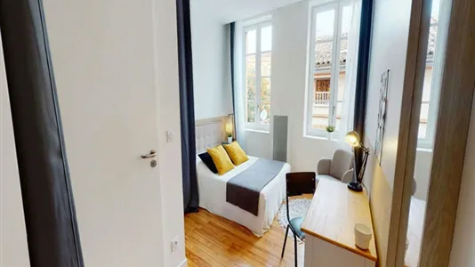 Rooms in Toulouse - photo 2