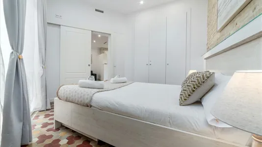 Rooms in Valencia Ciutat Vella - photo 4