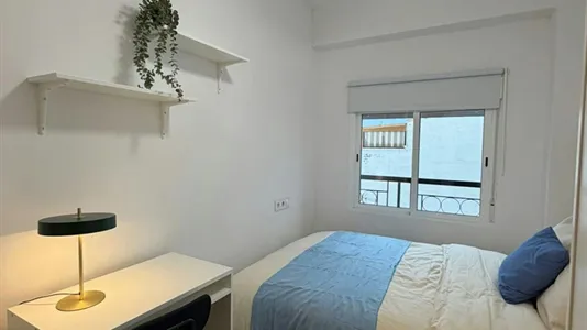 Rooms in Burjassot - photo 4
