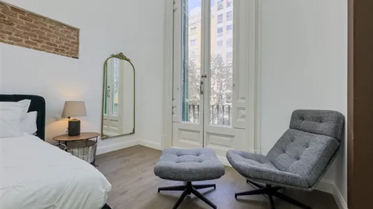 Apartments in Barcelona Eixample - photo 6