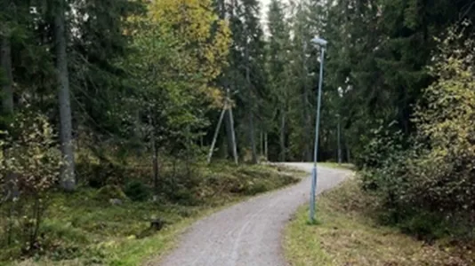 Houses in Södertälje - photo 10