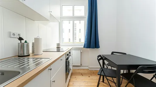 Rooms in Berlin Mitte - photo 9