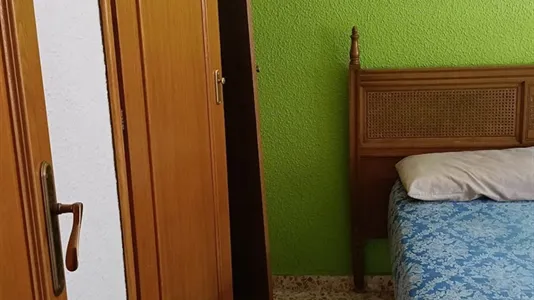 Rooms in Albacete - photo 4
