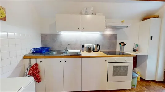 Rooms in Chambéry - photo 9