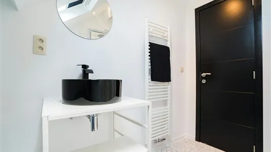 Rooms in Brussels Sint-Gillis - photo 9