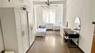 Room for rent, Genoa, Liguria, Via Venezia