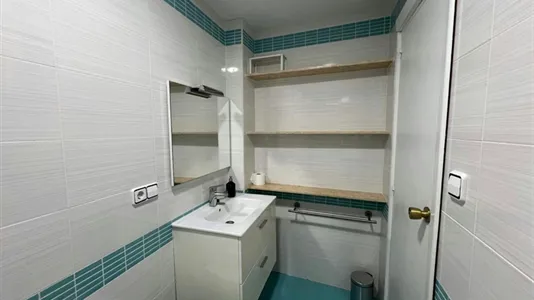 Rooms in Moncada - photo 7