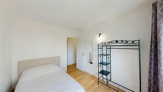 Rooms in Saint-Julien-en-Genevois - photo 3