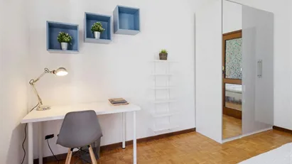 Room for rent in Milano Zona 1 - Centro storico, Milan