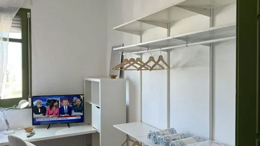 Rooms in Valencia Ciutat Vella - photo 5