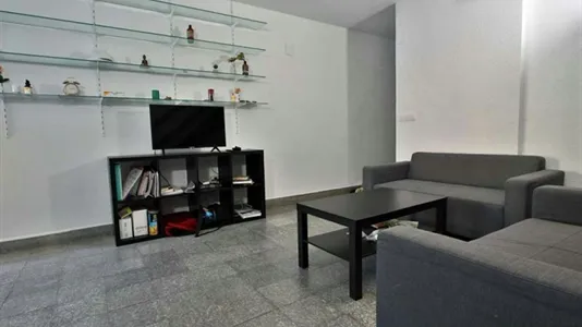 Rooms in Valencia Extramurs - photo 10