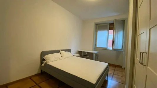 Rooms in Milano Zona 8 - Fiera, Gallaratese, Quarto Oggiaro - photo 2