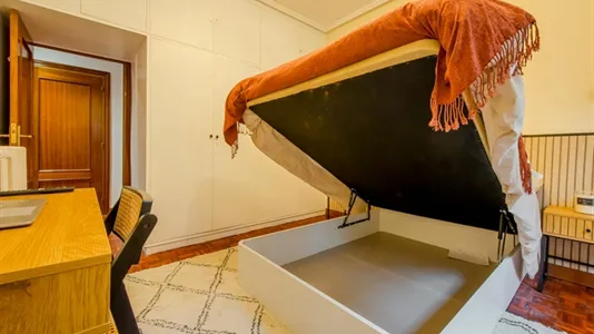 Rooms in Madrid Chamberí - photo 5