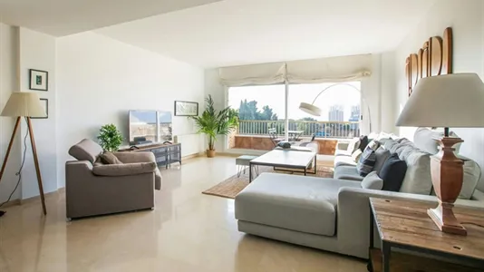 Apartments in Cornellà de Llobregat - photo 6