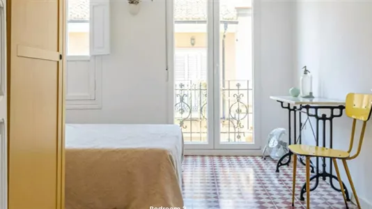 Apartments in Valencia L'Eixample - photo 5