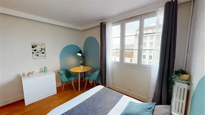 Room for rent in Paris 16ème arrondissement (South), Paris