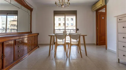 Rooms in Valencia Camins al Grau - photo 9