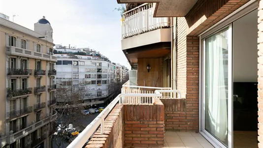 Apartments in Barcelona Eixample - photo 2